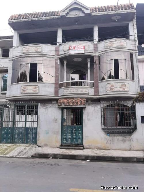 Remato casa de 2 pisos