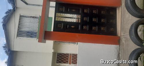 Hermosa casa en conjunto privado