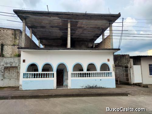 VENDO CASA EN QUEVEDO