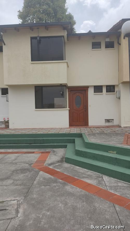 VENDO HERMOSA CASA  SECTOR EL CONDADO