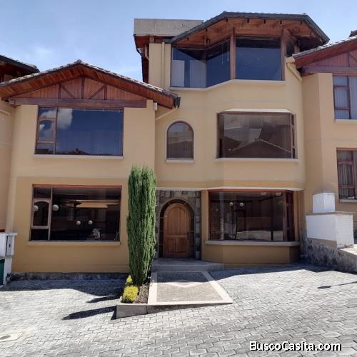 HERMOSA CASA CONJUNTO MIRADOR DEL PICHINCHA II