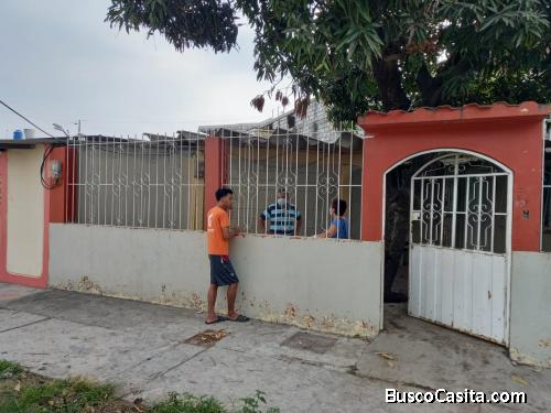 EN VENTA VILLA CDLA. PRIMAVERA 2, SECTOR 1D MZ 6- CANTÓN DURÁN CELL 0980369324