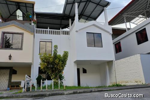 Vendo Casa de Oportunidad en Conjunto Habitacional Jipiro