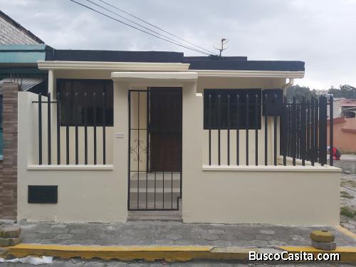 Venta Casa Conjunto San Francisco - Carapungo (Dos Cuadras Al Norte del Portal)