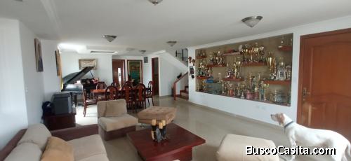 338 m² Departamento Triplex Sector Residencial de Condado