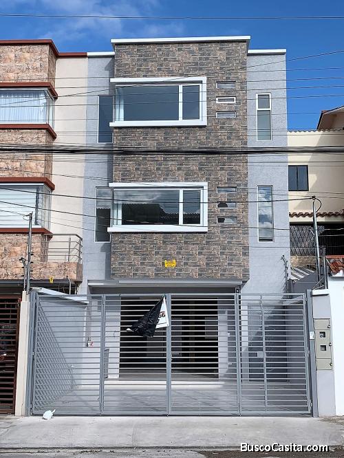 PROPIETARIO VENDE CASA COMERCIAL