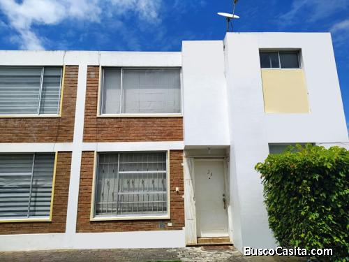 Hermosa Casa en conjunto