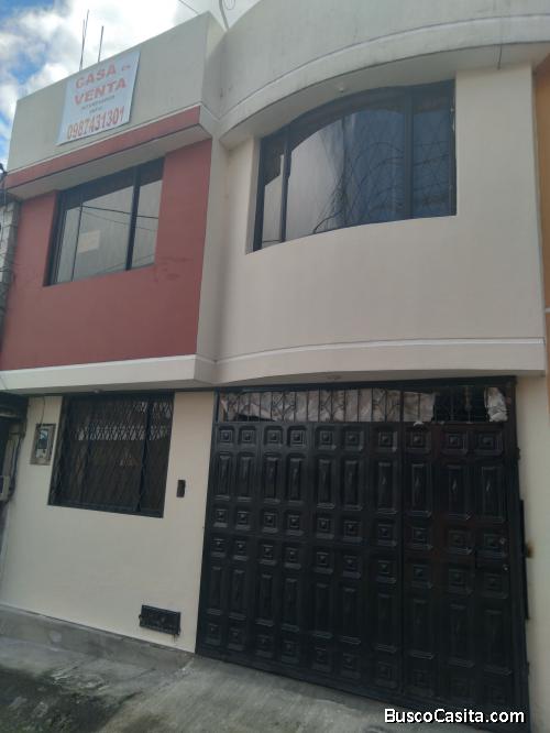 Casa independiente de venta de oportunidad cerca al centro de Quito o al Valle de los Chillos