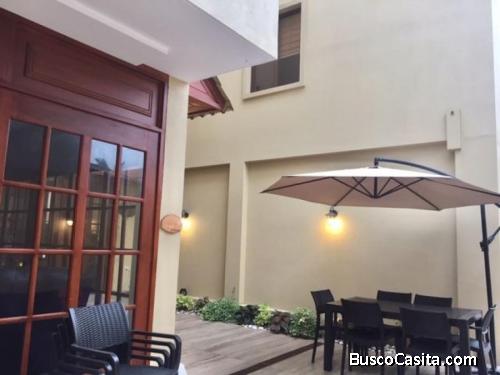 URBANIZACION ESTANCIAS DEL RIO VENDO HERMOSA CASA ESQUINERA 3 DORMITORIOS