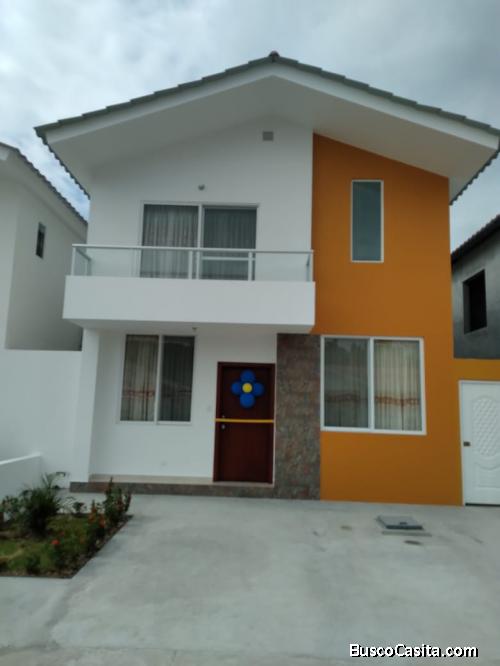 Casa de 1 año de construcción en la mejor Urbanización de Esmeraldas 