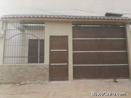 CASA EN VENTA AL SUR DE MACHALA