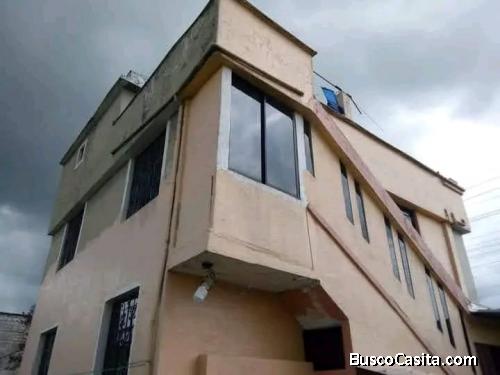 EN GUAMANI SUR DE QUITO VENDO CASA