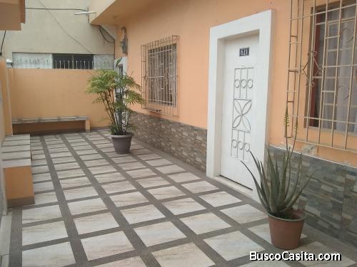 Casa amplia, segura y confortable