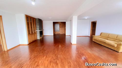 Departamento en venta, Av. Colon y Reina Victoria