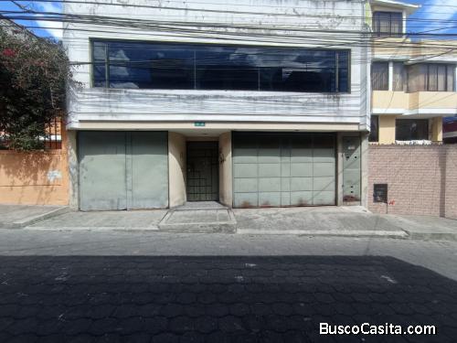 Venta de casa completa sector Comite del pueblo zona 7