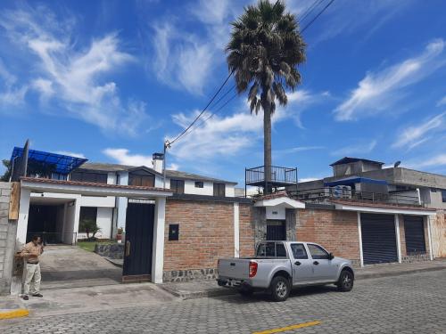  EL DEAN, vendo, 700m2 de terreno y 500m2 de construcción, suite y local independiente 