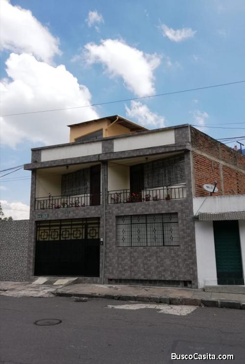 CASA GRANDE CON 2 DEPARTAMENTOS INDEPENDIENTES ADICIONALES