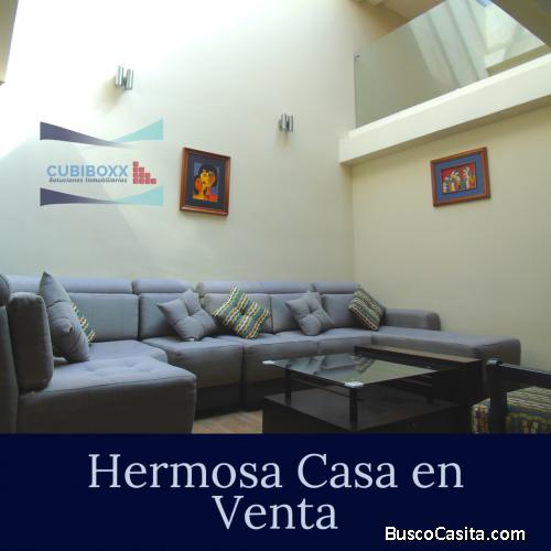 Hermosa Casa de Venta en La Machala y Vaca de Castro