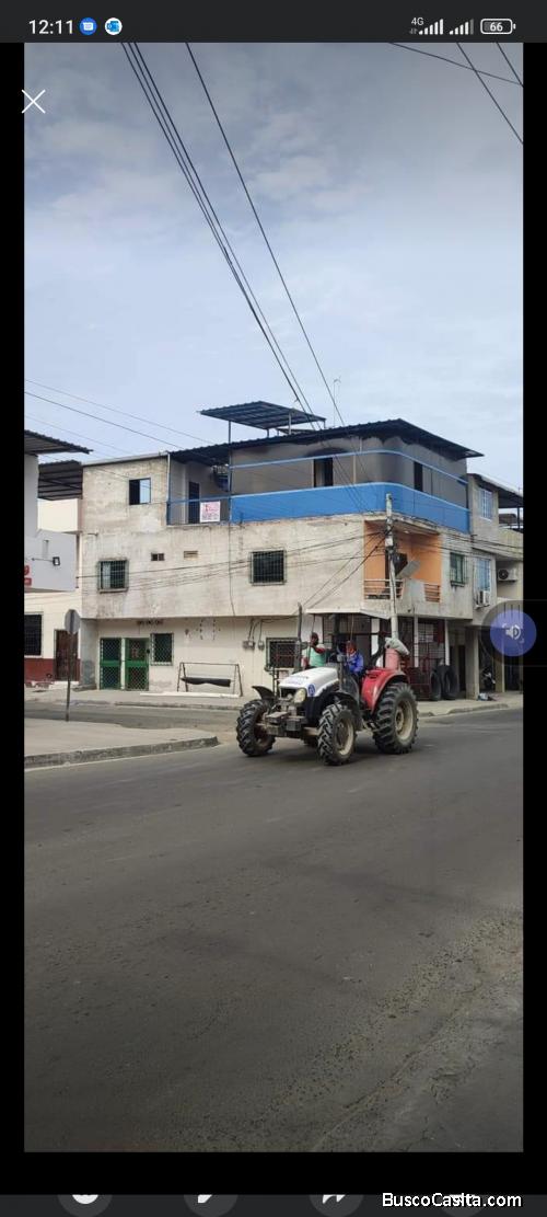 Se vende casa en Manta, Calle 12 Av. 29b