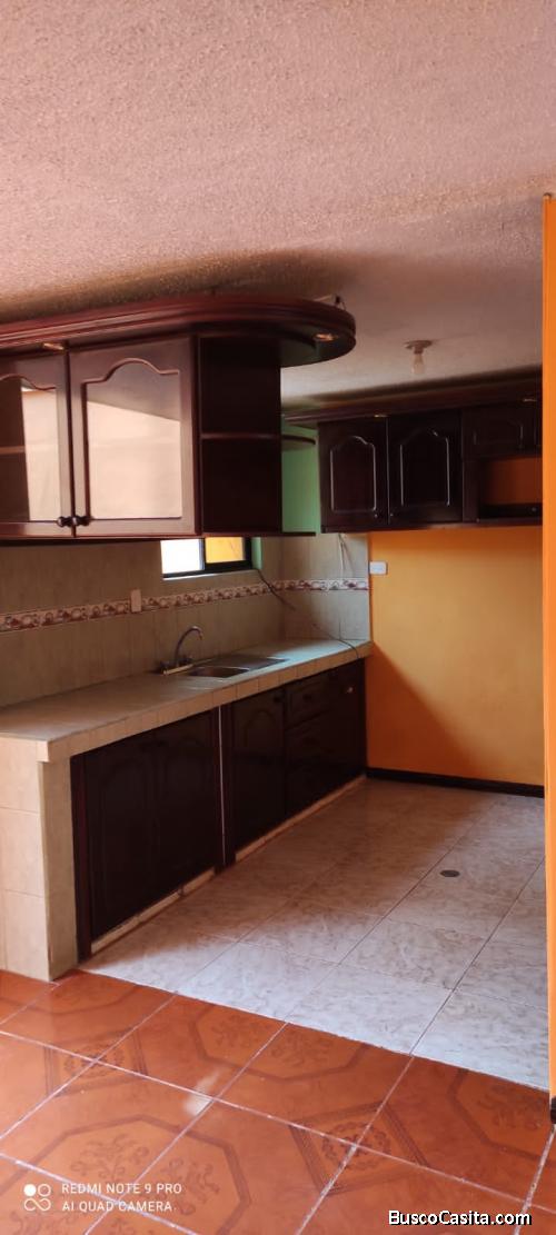 Casa en Venta en Cayambe. Conjunto ciudad del Sol