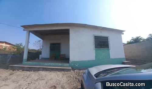 Vendo casa en Brisas de Ballenita excelente ubicacion