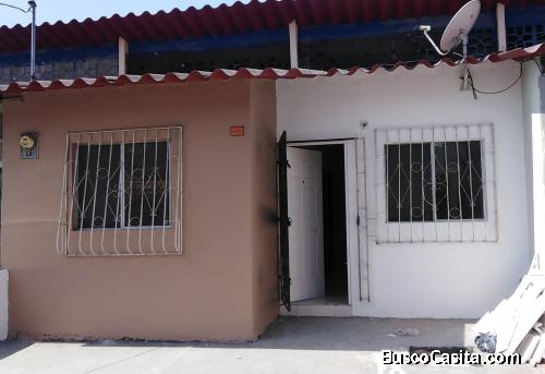 Se vende villa de un piso en Villa España 1