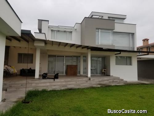 HERMOSA CASA EN VENTA