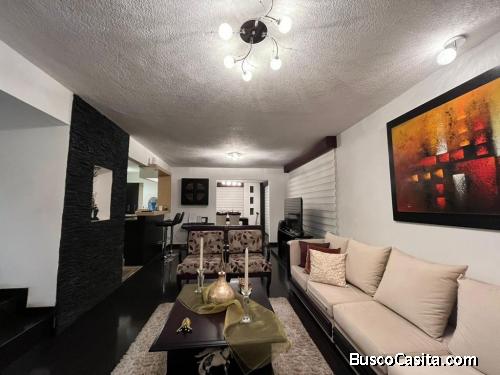 Venda Casa en conjunto, dentro de urbanización cerrada. Valle de los Chillos