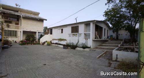 PROPIEDAD BALLENITA terreno amplio con dos casas