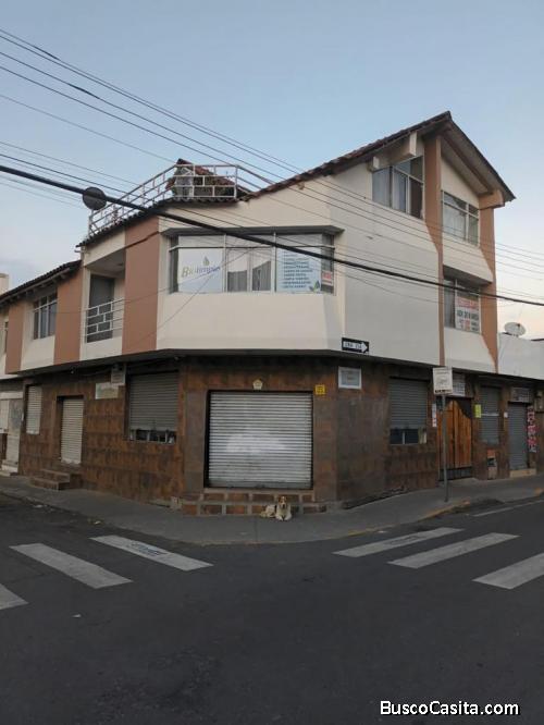 Vendo casa rentera en sector céntrico de Riobamba