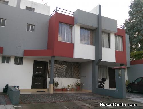 CASA EN VENTA, Conocoto, Quito
