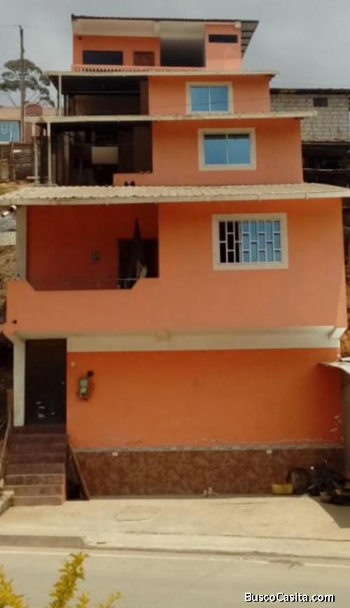 SE VENDE CASA RENTERA y VACACIONAL CON TRES MINI DEPARTAMENTOS INCLUIDOS 148.000 NEGOCIABLES