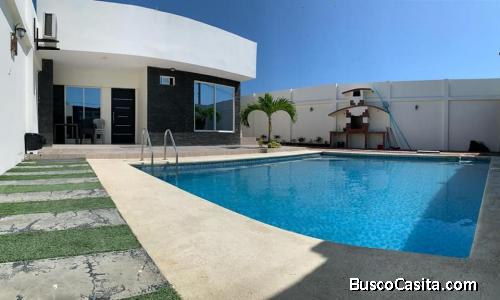 CASA VACACIONAL DE PLAYA SAN JACINTO MANABI EN VENTA