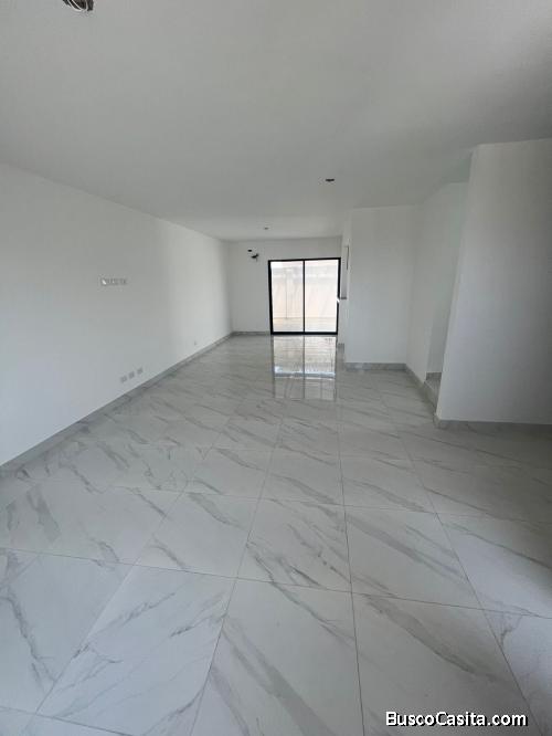 Vendo casa de Estreno Urb. San Antonio de 3 habitaciones