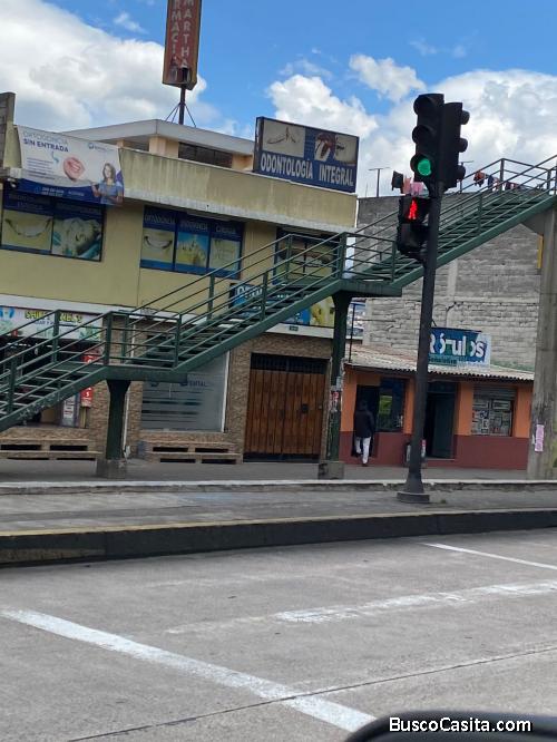 Casa rentera en venta - Av. Napo