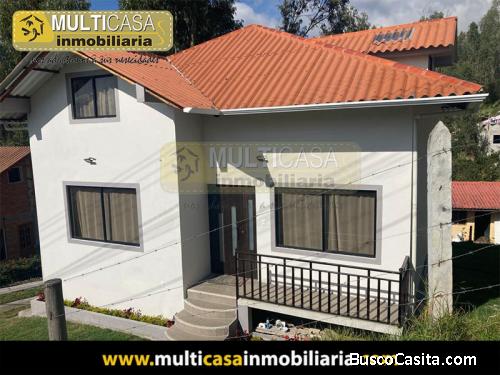 De venta casa por estrena, con suite independiente y departamento con buhardilla (2348)