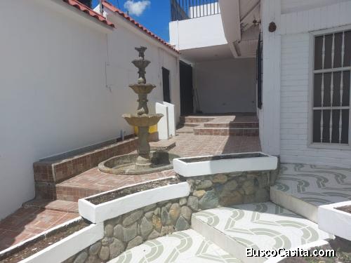 Vendo De Oferta Casa Esquinera de 3 Plantas