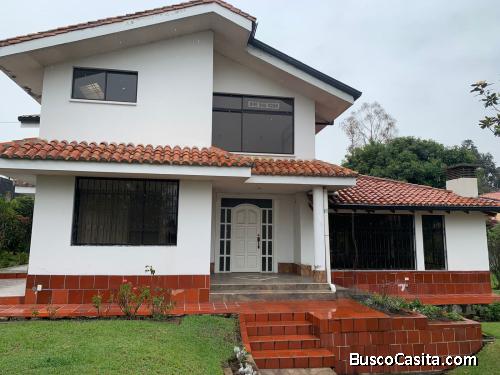 Casa en venta sector Capelo!!