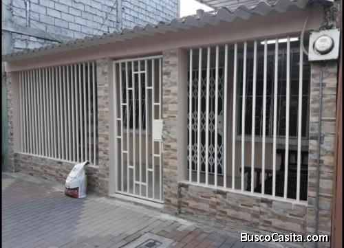 Venta de casa en sauces 6 frente a pollos el Encanto