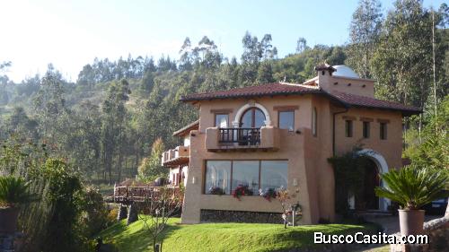 Hermosa Casa de venta con vista espectacular en el Ilaló