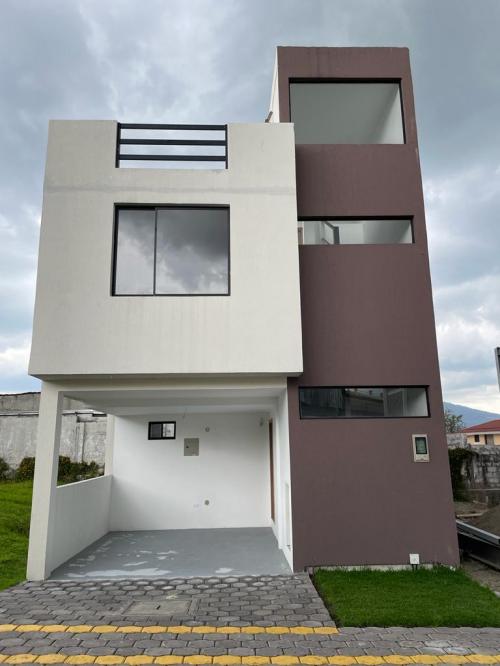 CHILLOS, vendo casas de 3 alcobas a estrenar, 145m2 de construcción, en conjunto 
