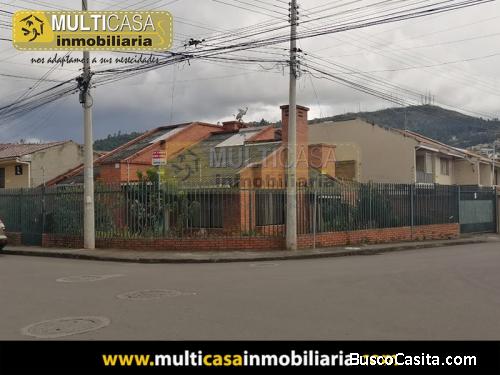 Se Vende Hermosa Y Amplia Casa, Sector Av. 10 De Agosto (2369)