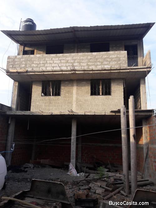 Venta de terreno con casa 