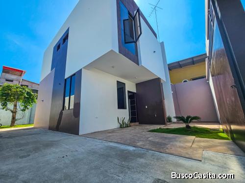 Casa por estrenar en Machala