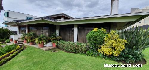 LINDA PROPIEDAD UBICADA EN UN SITIO EXCLUSIVO DE LA CIUDAD DE QUITO, ES DECIR, DENTRO DE LA URBANIZA