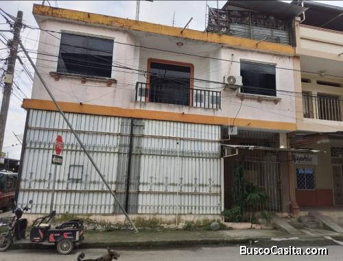 Vendo casa de dos pisos esquinera