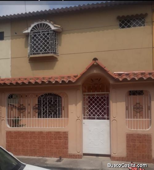 VENTA DE CASA EN MUCHO LOTE 1 ATRAS DEL NUEVO CENTRO COMERCIAL DEL NORTE