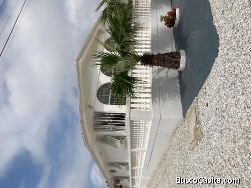 VENTA DE BONITA CASA 1 PLANTA EN LA MILINA Y A 2 CUADRAS DEL MAR