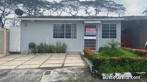 Casa en Venta de OPORTUNIDAD en la Alborada X etapa, Conjunto Caminos del Norte