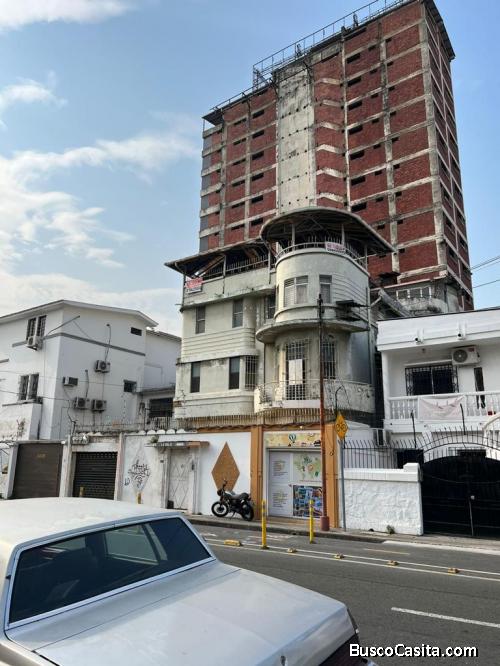 Vendo edificio Centro de Guayaquil calles Hurtado y tungurahua 